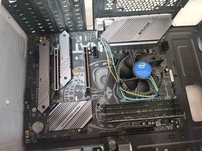 京天华盛 intel酷睿英特尔i5 9成新